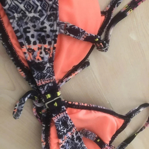 Bikini lab top - Picture 3 of 6